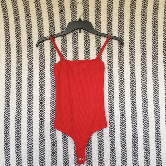 •Red bodysuit• - Picture 1 of 3